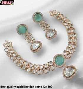 ENSEMBLE DE BIJOUX INDIENS TRADITIONNELS ET À LA MODE EN CUIVRE ENSEMBLE DE BIJOUX DE MARIAGE POUR FEMMES BOUCLES D'OREILLES ET COLLIER - Product Image 2