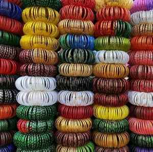 Professional Handcrafted Bridal Bangles Sets for Sale Top Trending Product Decorative Glass Bangles Set for Ladies - Product Image 4