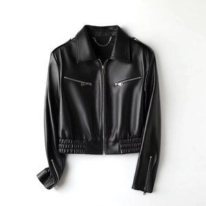 Chaquetas de Motociclista de Cuero Genuino de Diseño de Lujo para Mujer, Corte Entallado, Largo Regular, Herrajes Dorados, Transpirables y Resistentes al Viento - Product Image 4