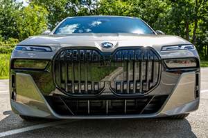 2023 i7 xDrive60 AWD, Equipamiento de Alta Gama, Interior Tartufo - Product Image 6