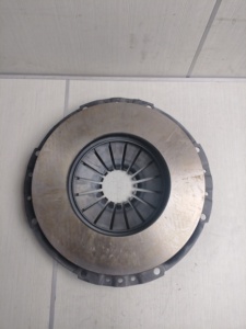 Yuchai Clutch Pressure <strong>Plate</strong> S2000-1600750 42mm New 6 Months Warranty - Product Image 2