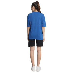 Ensemble deux pièces pour femmes, t-shirt imprimé surdimensionné bleu marine et short, tenue décontractée coordonnée pour le sport ou les vêtements de détente - Product Image 2