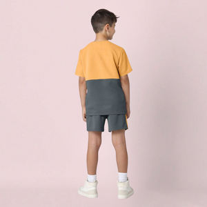 Ensemble de vêtements pour garçons respirants personnalisés de haute qualité, style décontracté pour garçons et filles, t-shirt à manches courtes, short mi-long, ensemble pour enfants - Product Image 2