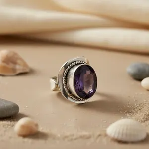 แหวนเงินแท้ 925 ประดับพลอยอะมีทิสต์ธรรมชาติ ดีไซน์โรแมนติกและทันสมัย ชุบทอง 18k - Product Image 2