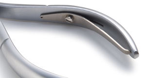 Pince à cuticules en acier inoxydable Extrêmement tranchante pour pédicure et manucure pour les soins des doigts de bébé - Product Image 6