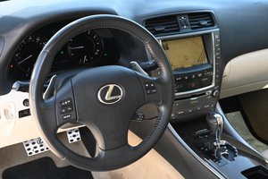 รถ Lexus IS 350C Luxury ปี 2010 มือสอง สภาพดี - Product Image 3