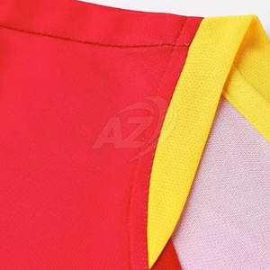 Uniforme d'entraînement de football adulte pour hommes de meilleure qualité, design personnalisé 100% polyester léger respirant à séchage rapide - Product Image 3