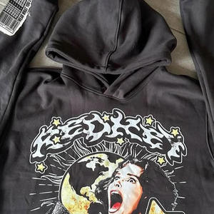 เสื้อฮู้ดสวมหัวสำหรับผู้ชายผ้าคอตตอนผสมมีฮู้ดพิมพ์ลายผลิตจากปากีสถาน - Product Image 6