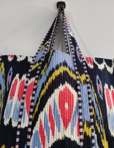 กระเป๋าผ้าพิมพ์ลายดอกไม้โบฮีเมียนแบบกลับด้านได้ทำด้วยมือผ้าฝ้าย100% เป็นมิตรกับสิ่งแวดล้อมยั่งยืนสำหรับร้านขายของชำช้อปปิ้งผ้าฝ้าย - Product Image 2