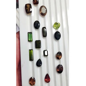 พลอยทัวร์มาลีนธรรมชาติหลายลูกแพร์รูปไข่ขนาด10-20มม. ขนาด4ชิ้นตัดเป็นรูปสี่เหลี่ยมผืนผ้า179 CTS Lot Iroc - Product Image 1