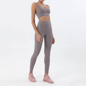 2025 ropa deportiva para mujer, ropa deportiva sin costuras para Yoga y gimnasio, conjunto de 2 piezas, patrón sólido, características de talla grande, sesión de Yoga - Product Image 3