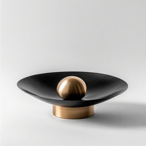 PalaceGleam Bol de table Regal Elan Bol artisanal gravé à la feuille d'or impériale pour un dîner luxueux et une présentation culinaire opulente - Product Image 6