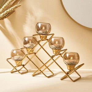 Portavelas de hierro de metal redondo de lujo moderno, adornos navideños para Hotel en casa con molde de vela elegante - Product Image 1