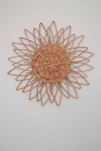 Assiette en rotin unique, idéale pour la décoration saisonnière de la maison, les réunions de famille, les événements culturels et les occasions romantiques - Product Image 4