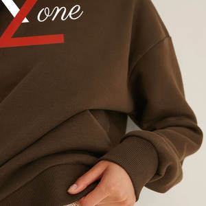 Vente en gros de vêtements de ville à la mode, vêtements, pull, sweatshirts surdimensionnés pour femmes, sweat à capuche léger d'automne et d'hiver pour fille - Product Image 4