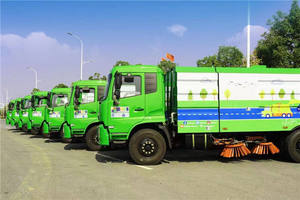 Camión barredor de calles eléctrico diésel 4x2 con función de fregado a gran escala y motor potente - Product Image 6