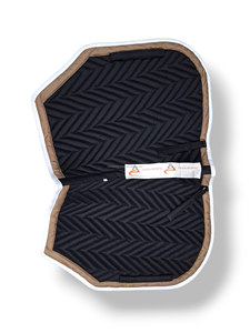 Costa Sports Equestrian - Sillín de Montar para Caballo, Negro, Diseño Zigzag, Relleno de Espuma de Algodón, Cómodo, Multiusos, Seguro para Carreras Deportivas - Product Image 2