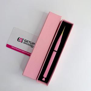 Pince à épiler GETUP BROSONS en acier inoxydable avec découpe en forme de cœur rose, pointe dorée lisse, outil de précision dans un emballage personnalisé - Product Image 2