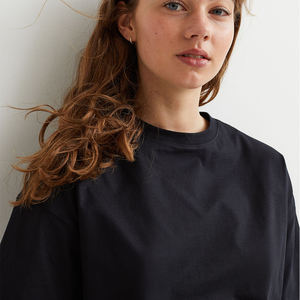 Camiseta holgada de 100% algodón con logotipo personalizado para mujer, camisetas de talla grande con cuello redondo y manga corta, camiseta de moda de Color sólido para mujer - Product Image 3