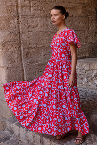 OEM Robe midi Boho à imprimé abstrait pour femmes Robe midi Boho à manches volantées en coton rouge et bleu pour l'été coupe décontractée - Product Image 5