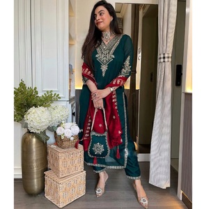 Dupatta ผ้าไหมออกแบบสำหรับผู้หญิงที่มีลำดับการทำงานเหมาะสำหรับงานปาร์ตี้และงานสวมใส่ในราคาที่ดีที่สุด - Product Image 1