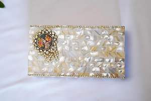 Boîte à bijoux en bois de qualité supérieure faite à la main incrustation de nacre stockage de table pour cadeaux techniques artisanales - Product Image 2