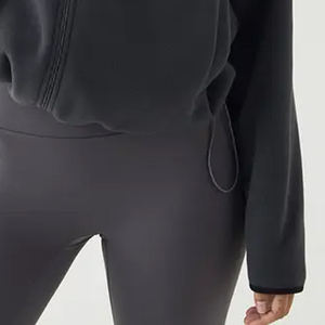 Sweat-shirt pour femmes avec fermeture éclair, prix avantageux pour les acheteurs en gros / Vêtement décontracté à manches longues et logo personnalisable - Product Image 4