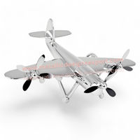Modelo de Avión Moderno de Latón de Lujo Hecho a Mano, Elegante Escultura de Hélice para Decoración de Escritorio, para Coleccionistas y Entusiastas de la Aviación