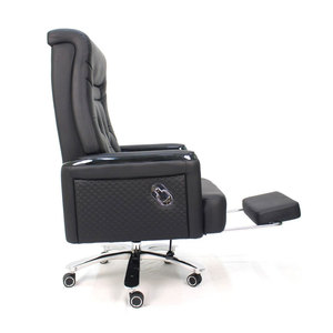 HOGVP159 Executive Chair with <b>Footrest</b> Premium PU Leather and Genuine Leather Revolving and <b>Adjustable</b> Height for Workshops - Product Image 3