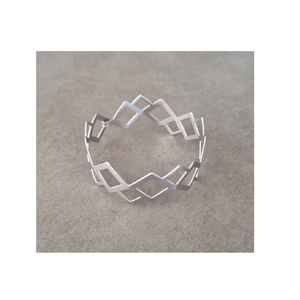 Bracelet de carnaval vénitien pour femme, modèle 2003, style ancien américain, découpé au laser, finition dorée polie, avec motifs de bijoux célèbres et élégants - Product Image 3