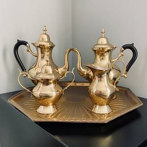 Ensemble de bouilloire décorative à thé et à café de style royal doré avec poignées noires Ensemble de table moderne pour la fête et le dîner - Product Image 1