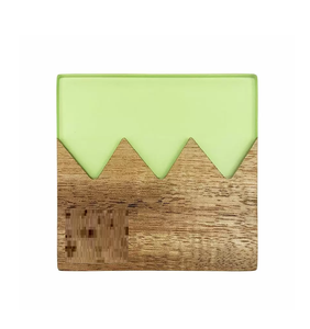 Sous-verre en bois et résine époxy personnalisable avec tapis carré pour tables écologique à des coûts raisonnables - Product Image 1