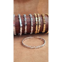 Pulsera de Moda Chapada en Oro y Plata, Elegante y con Atractivo de Reventa para Colecciones de Joyería