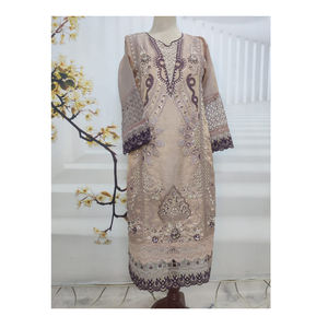 Costume 3 pièces indien de créateur Robe fantaisie Pantalon et filet Dupatta pour fête Robe 3 pièces élégante en mousseline de soie Costume de soirée - Product Image 1