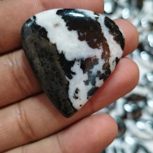 Cabochon de turquoise de buffle blanc naturel de qualité AAA pierre précieuse en vrac pour la fabrication de bijoux pierre de taille de forme mixte - Product Image 3