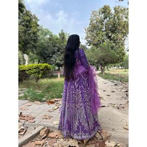 Elegante Vestido de Fiesta Morado para Niñas, Cintura Imperio, Manga Farol, 100% Poliéster, Estampado Floral Elegante para Ocasiones Especiales - Product Image 6