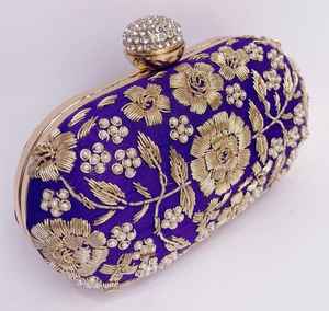 Zardozi-Bolso de mano púrpura, embrague bordado para boda - Product Image 2