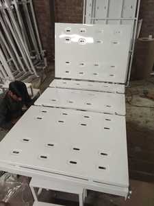 Lit d'hôpital réglable avec support confortable conçu pour une utilisation dans les installations médicales disponibles à la quantité en vrac - Product Image 5