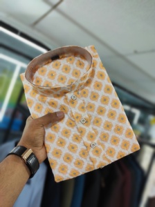 Coton doux et lourd prêt à l'emploi avec séquence de broderie et Kurta pour tous les types de fonctions - Product Image 5