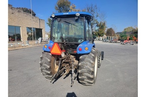 Tractor de Ruedas 4x4 Hollands Boomer 50 de 50HP de Calidad Premium para Rodamientos de Motor y Bomba Automática de Alta Productividad - Product Image 6