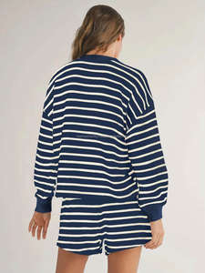 Conjunto de Salón a Rayas para Mujer con Botones, Sudadera de Manga Larga con Cuello Henley y Bloques de Color, y Pantalones Cortos, Conjunto Casual de Dos Piezas - Product Image 5