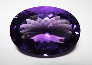 Calidad de exportación Púrpura Amatista brasileña Piedra preciosa suelta Forma ovalada Tamaño calibrado Piedra preciosa curativa genuina Piedras preciosas OEM a granel - Product Image 2