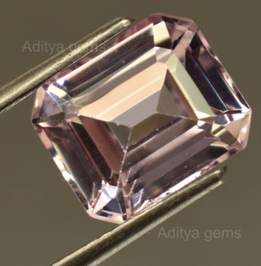 มอร์แกไนต์ธรรมชาติ รูปทรงแปดเหลี่ยม ทรงเอเมอรัลด์คัท สีชมพู พลอยหลวม ขายส่ง ขนาดฟรี ปรับขนาดได้ รูปทรงสี่เหลี่ยมผืนผ้า รับรองคุณภาพ - Product Image 3