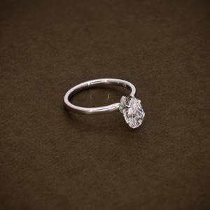 Anillo de Compromiso con Diamante Cultivado en Laboratorio, Corte Pera, 1.11 CTW, F VVS1 VVS2, Diamantes Certificados por IGI, Anillo Solitario con Diamantes de Halo Secreto - Product Image 2