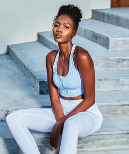 Ensembles de sport pour femmes Tenue de yoga sans couture Couleur unie Grande taille Solide Respirant Extensible dans les quatre sens Spandex/Polyester Sans manches - Product Image 6