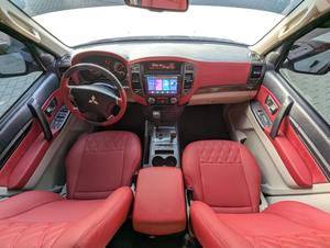 Mitsubishi Pajero Modifié Signature Edition 2016 Neuf/d'occasion à vendre - Product Image 4