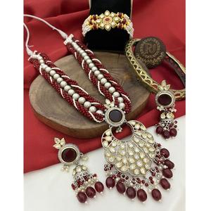 Collier de créateur de qualité supérieure avec pierres plaquées argent et perles ensemble de boucles d'oreilles pour la collection de fonctions de mariage pour femmes - Product Image 1