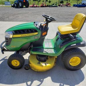 Tondeuse à rayon de braquage zéro nouvelle et moderne John Deerre Z320R - Product Image 4