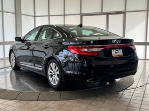 Voitures Hyundai Azera 4 portes berlines d'occasion, conduite à gauche et à droite, à vendre - Product Image 3