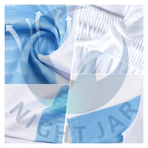 Ensemble de maillot et short de football personnalisé par sublimation pour hommes, respirant, séchage rapide, 100 % polyester, vêtements de sport - Product Image 4